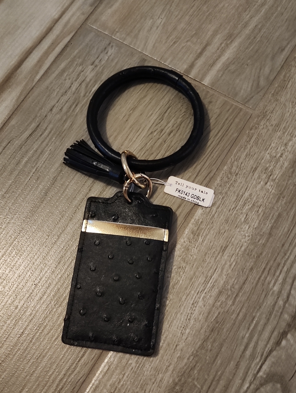 NWT Tell Your Tale Wristlet Card Holder